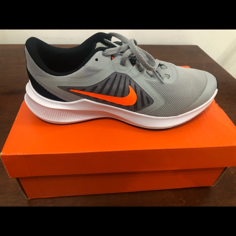Nike Downshifter sneakers grey/orange